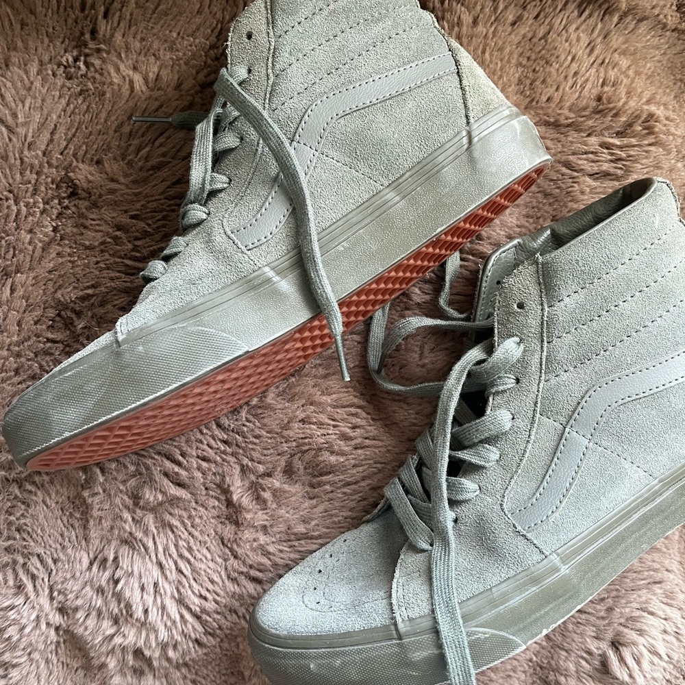 Vans High-Top Sneakers - Light Kaki